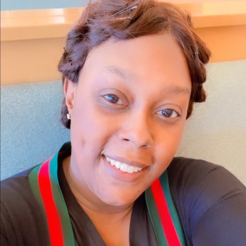 Meet your Posher, Bianca